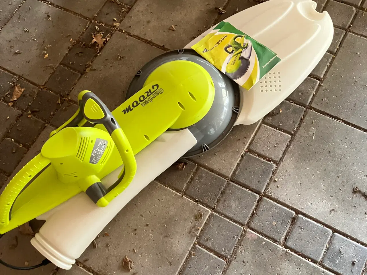 Billede 4 - hæktrimmer mærke GRUW