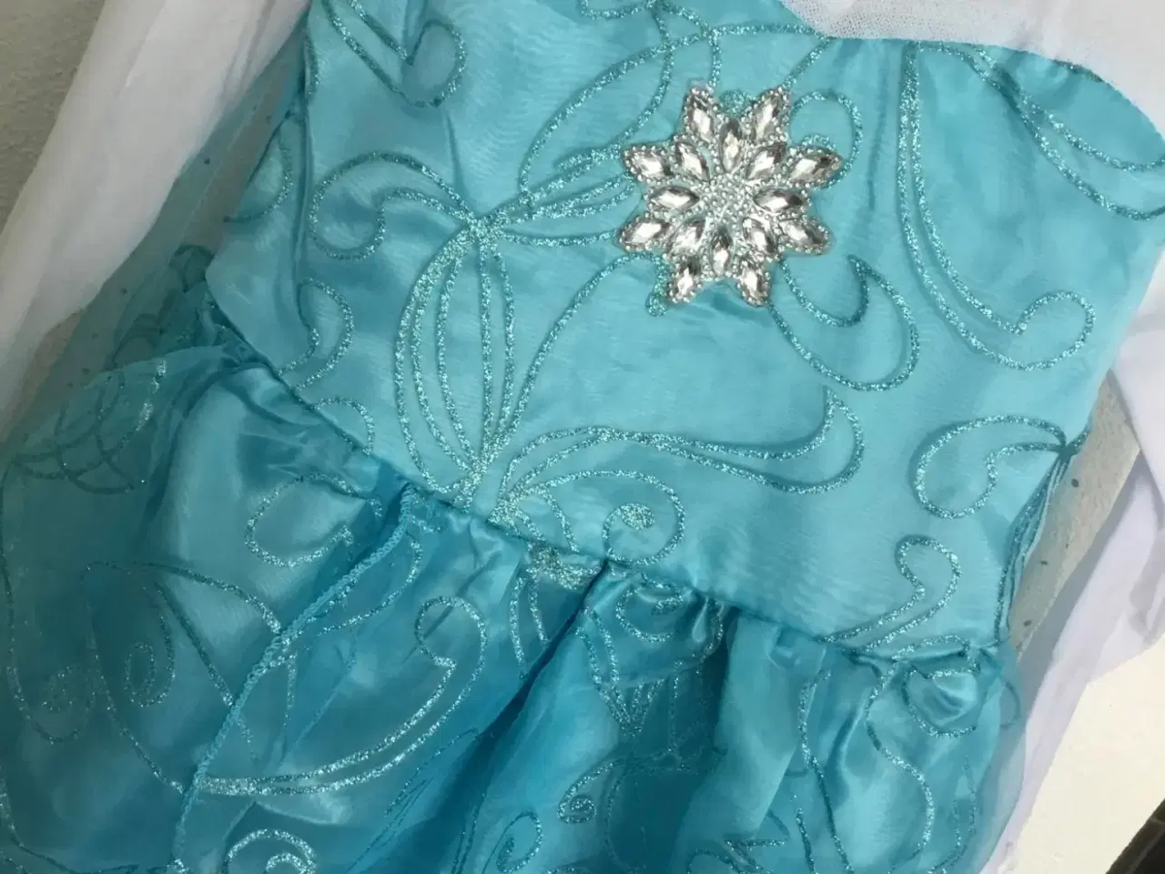 Billede 8 - Frost kjole + slør med Elsa festkjole udklædning