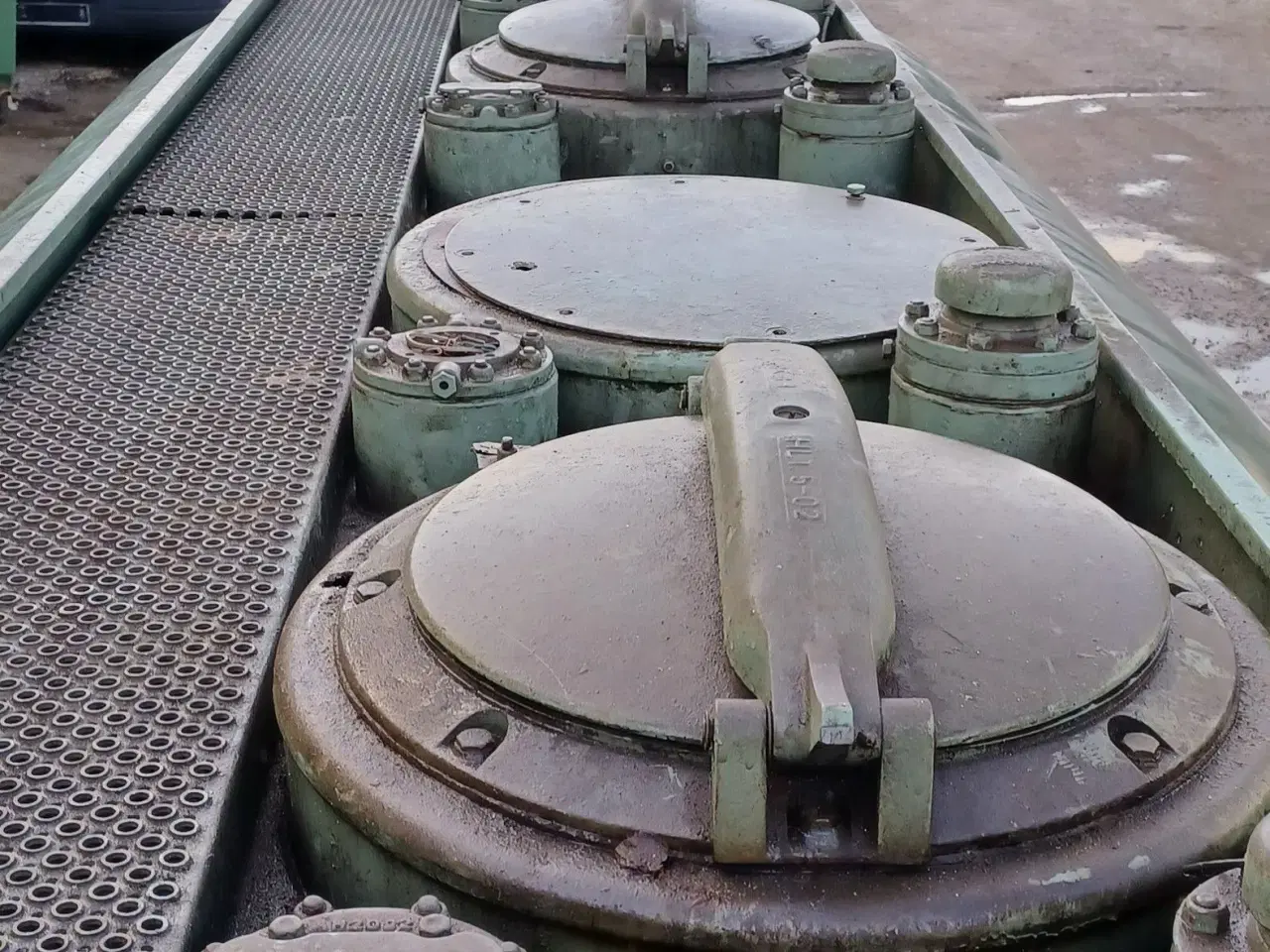 Billede 6 - Tank på hejseladsramme 11.000 liter
