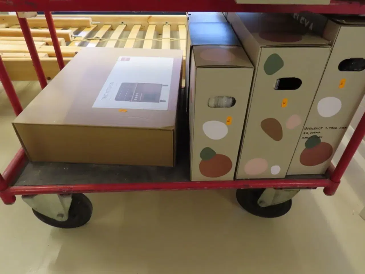 Billede 2 - Trælegetøj FLEXA (vogn medfølger ikke)