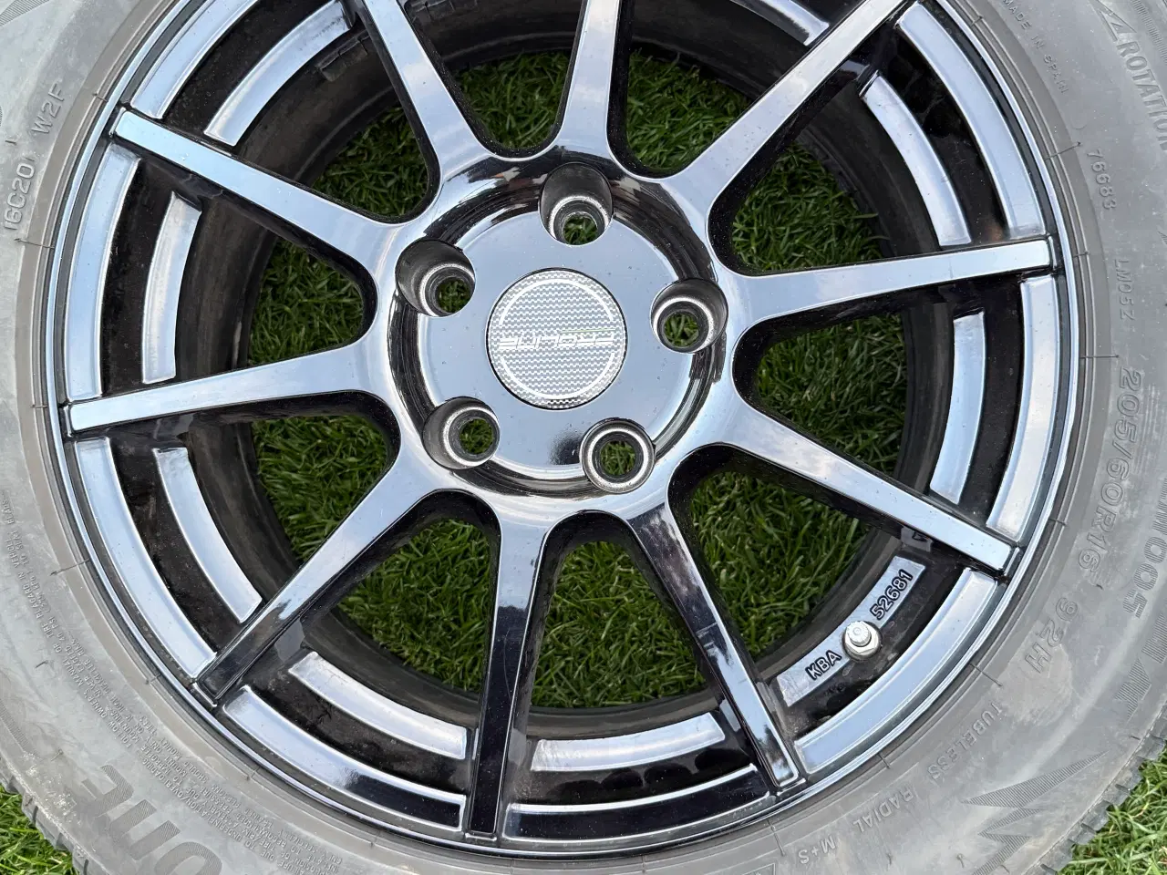 Billede 9 - Sorte Alu 16" vinterhjul 5x114,3
