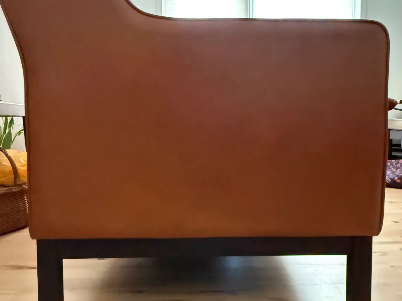 Billede 2 - Tidløs 3 pers. Sofa i cognacfarvet læder