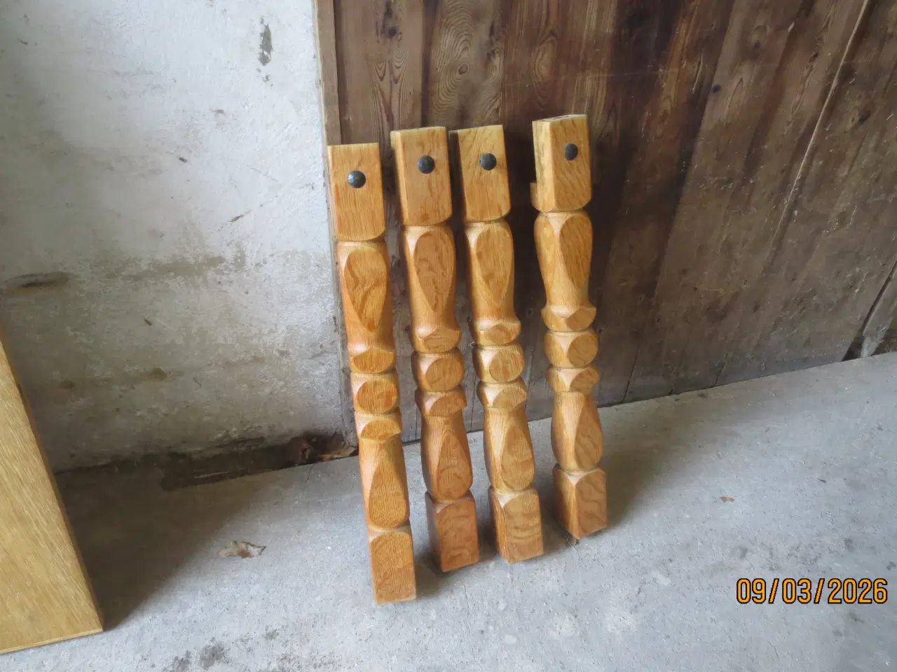 Billede 6 - 1 stk Rund Egetræs Spisebord med 3 plader