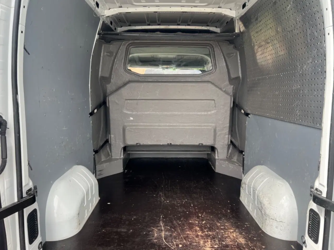 Billede 12 - Renault Master III T33 2,3 dCi 145 L2H2 Mandskabsvogn