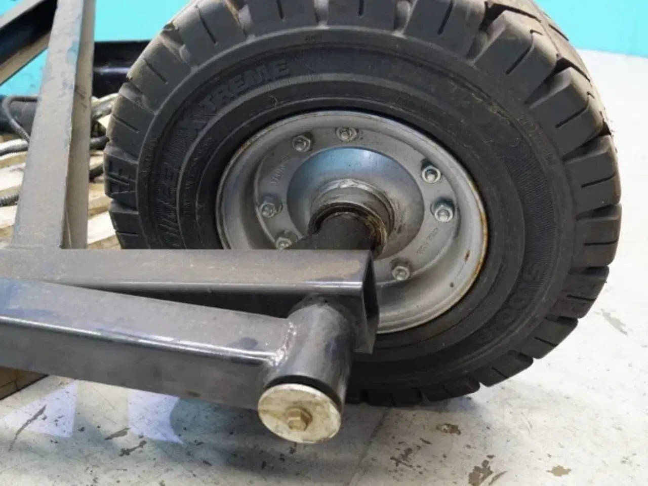 Billede 16 - Hydraulisk støttehjul