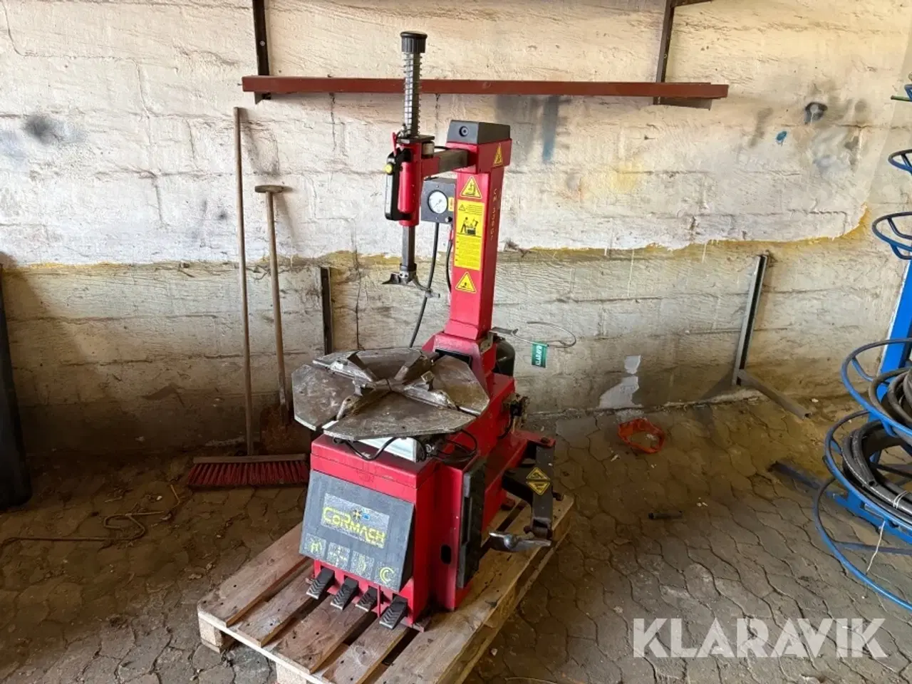 Billede 2 - Dækmaskine Cormach CM 330 GT