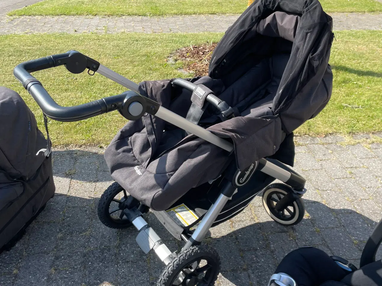 Billede 2 - Kombivogn og autostol