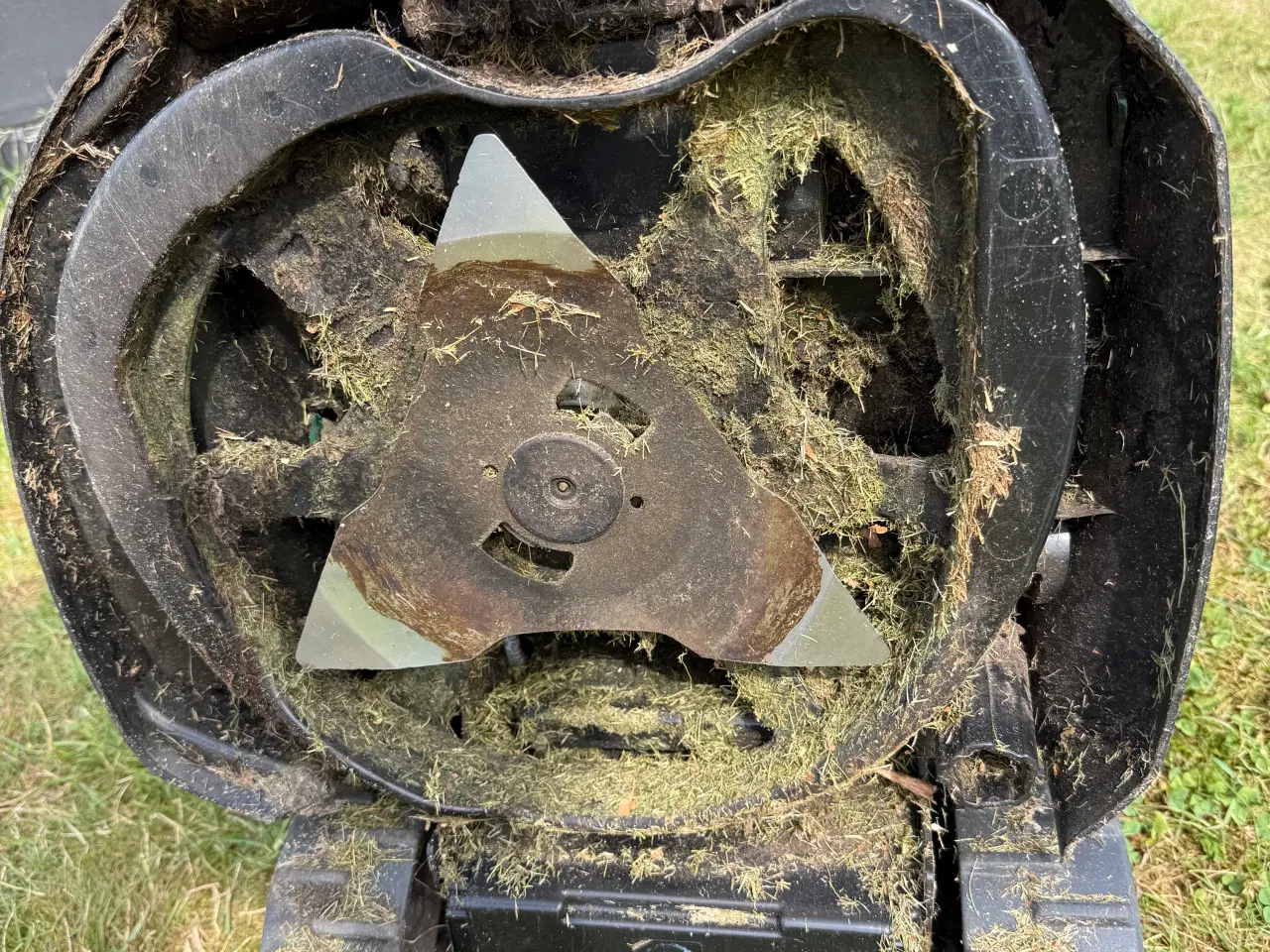Billede 3 - Robomow RC304U 2020 robotplæneklipper