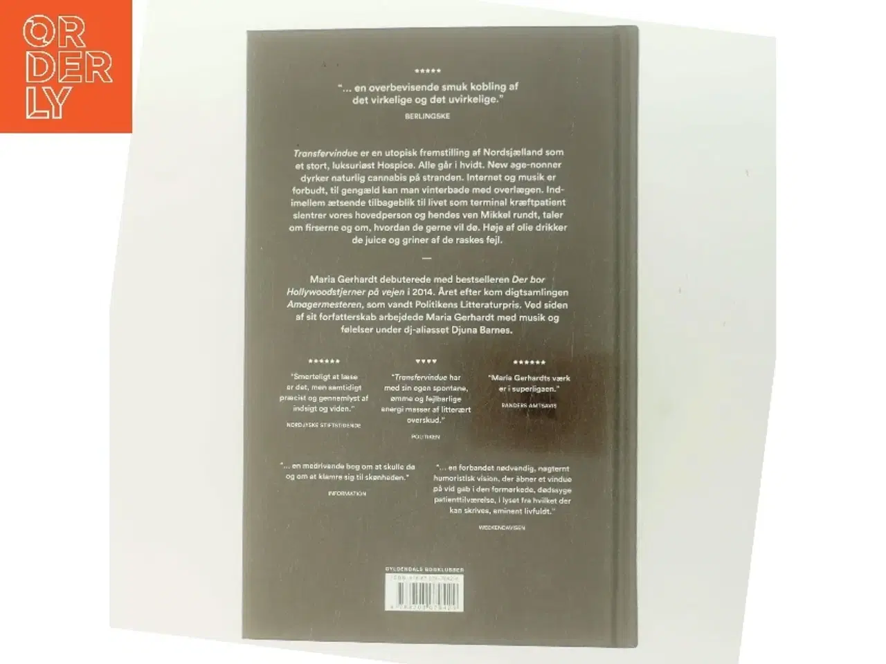 Billede 3 - Transfervindue : fortællinger om de raskes fejl af Maria Gerhardt (f. 1978) (Bog)