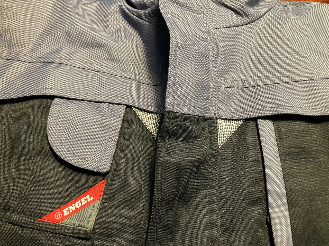 Billede 2 - Engel arbejdsjakke str 10 år