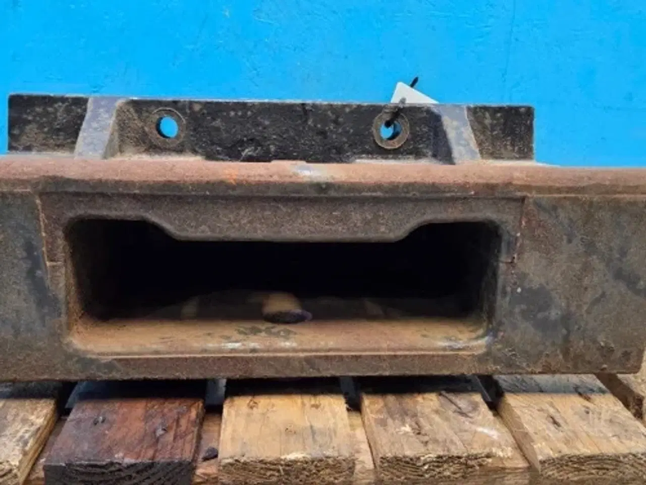 Billede 11 - New Holland TL100 Beslag 87302955