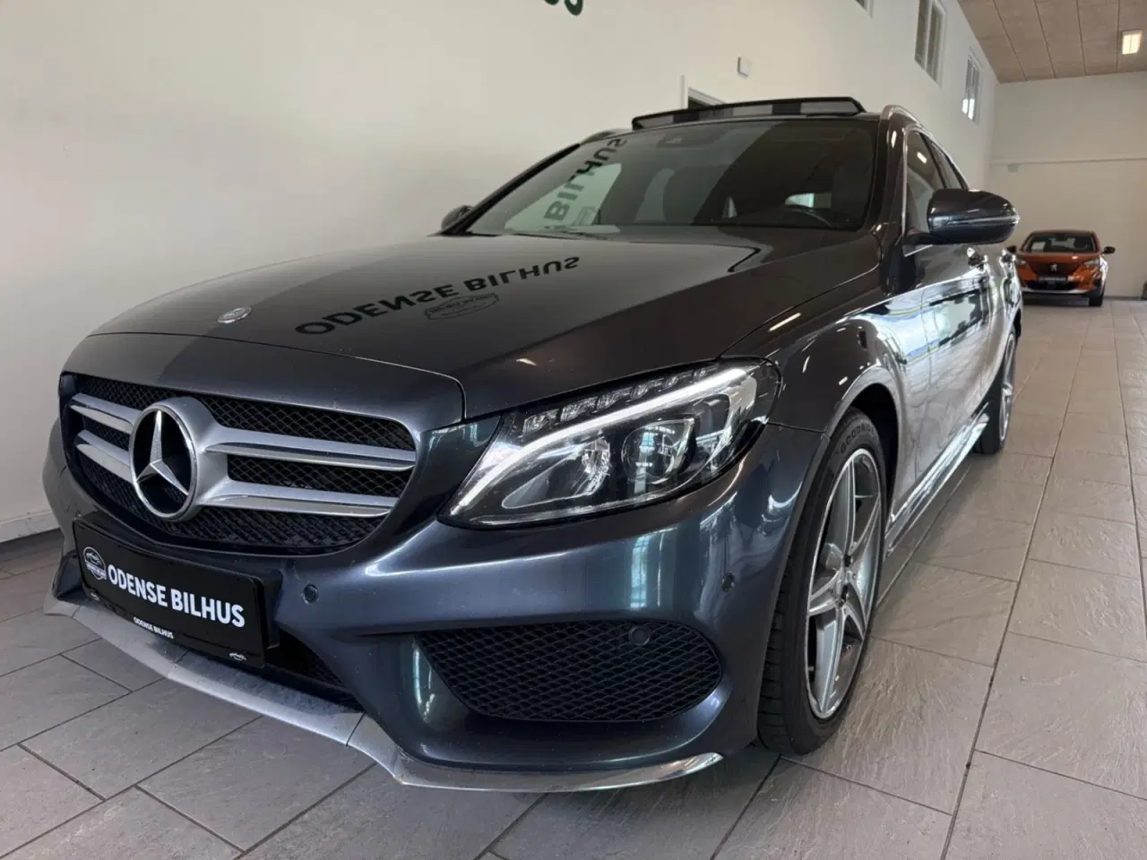 Billede 2 - Mercedes C220 d 2,2 AMG Line stc. aut.