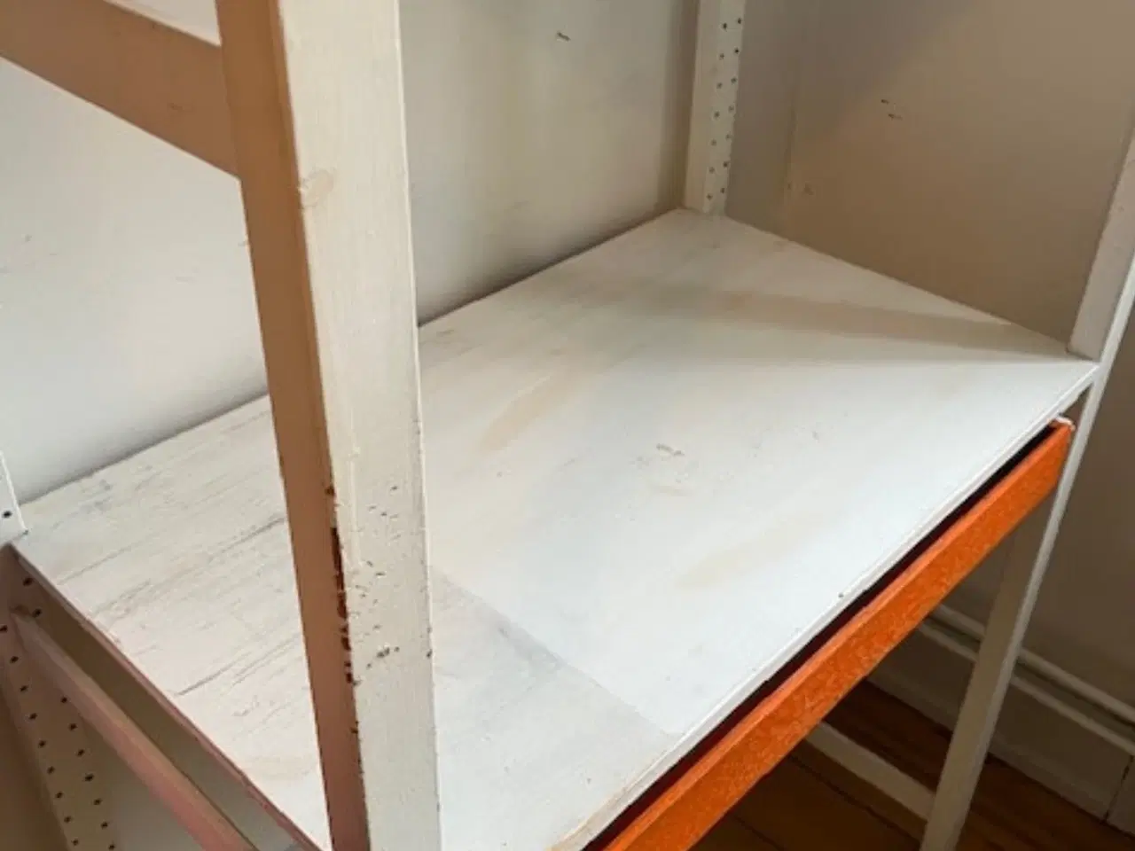 Billede 1 - Hvid malet IKEA IVAR-reolsystem med ekstra skuffe