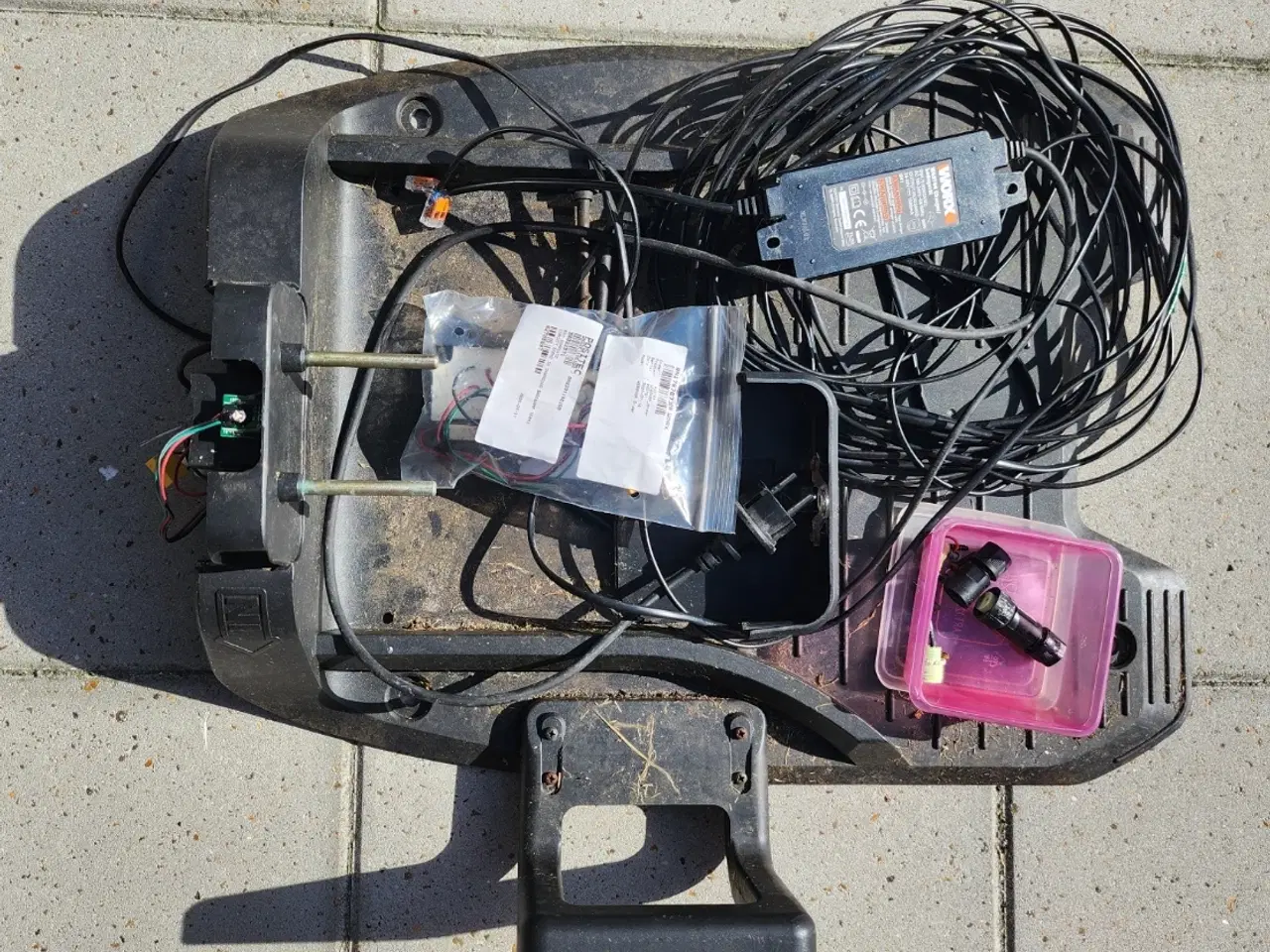 Billede 4 - Worx WG790E.1 robotplæneklipper inkl. ladestation