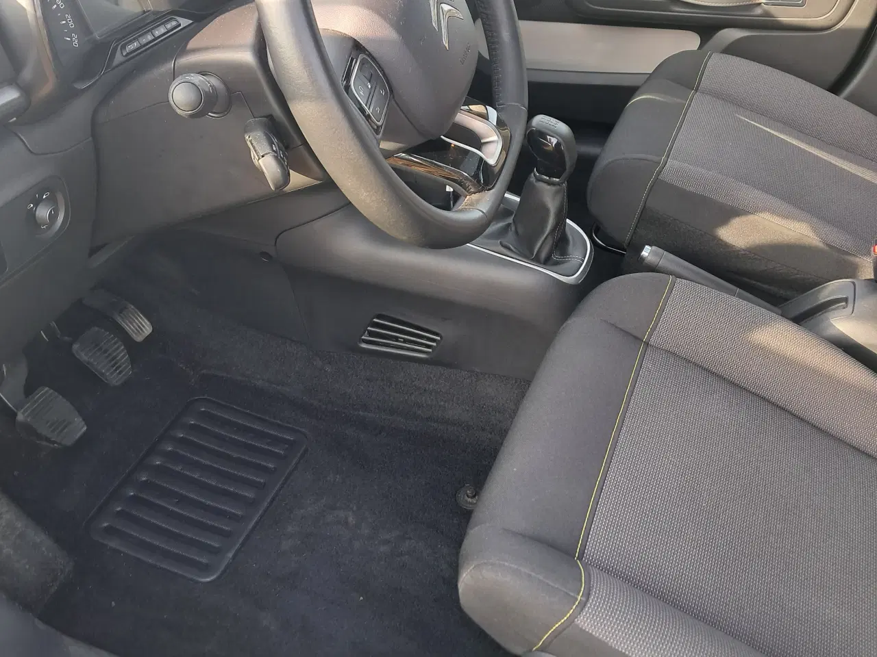 Billede 2 - Citroen c3 2020 som Ny
