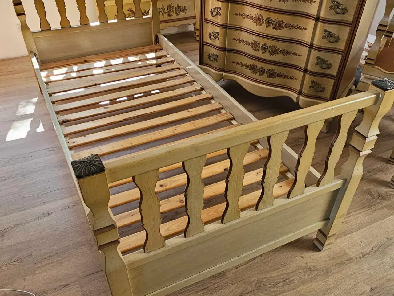 Billede 3 - Snedker soveværelse møbler 