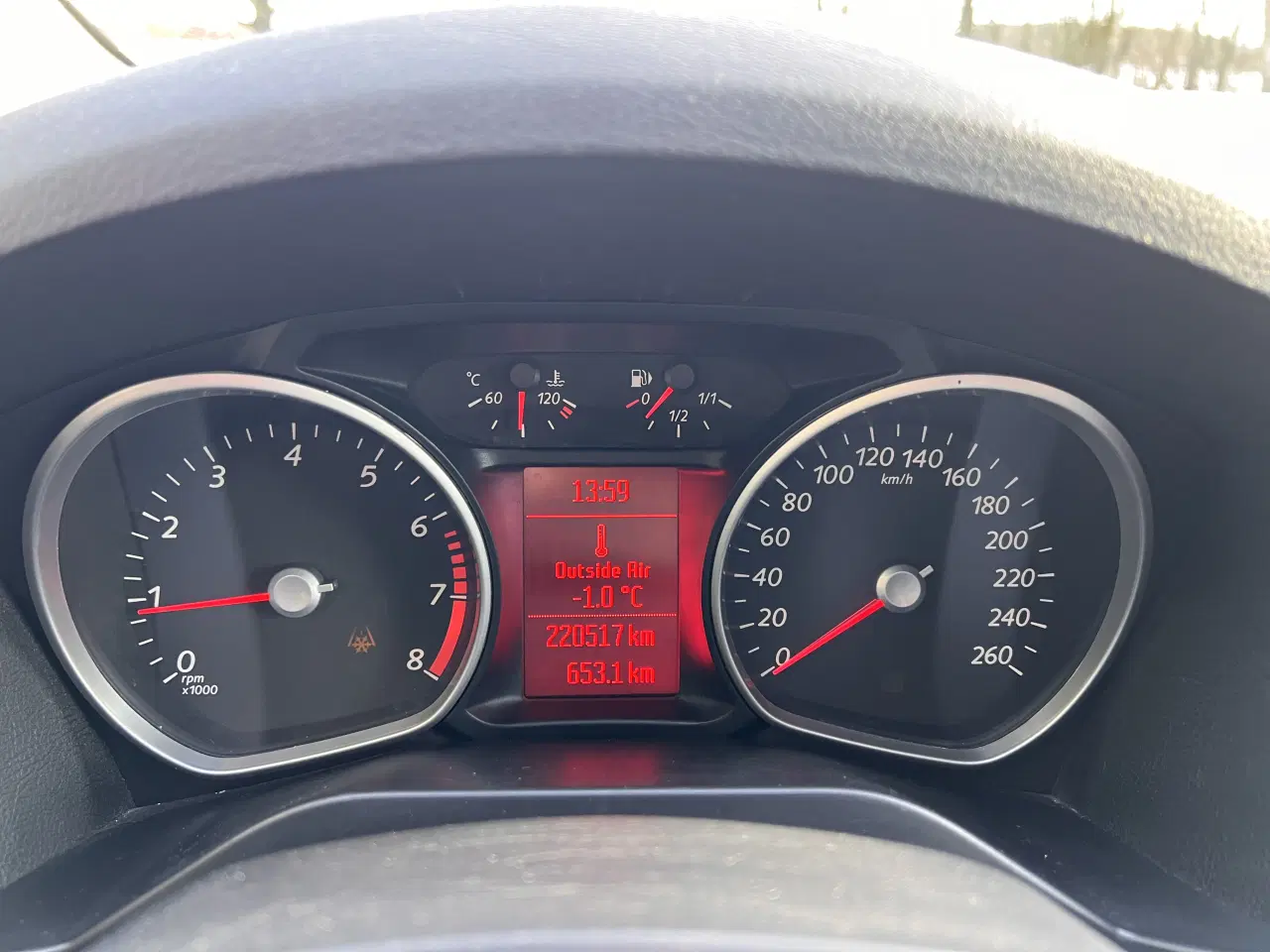 Billede 10 - Dejlig stor og rumlig 7 personers bil