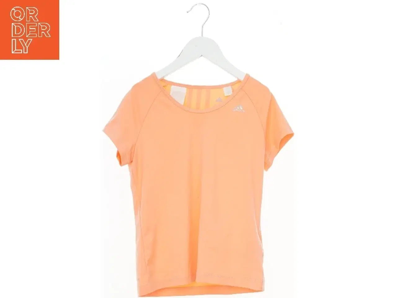 Billede 1 - Sporty T-shirt til piger fra Adidas (str. 134)