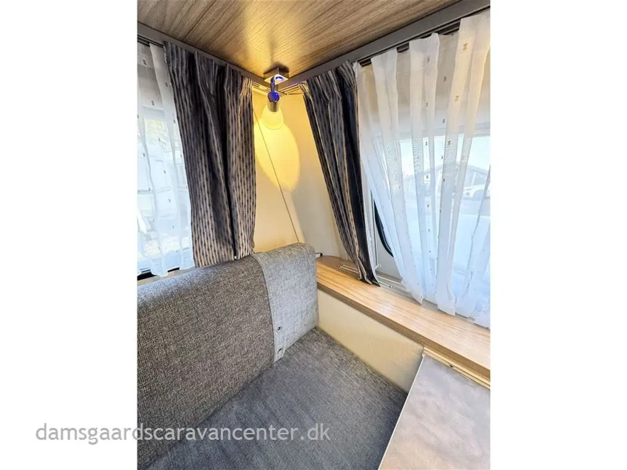 Billede 7 - 2021 - Hymer Feeling 425   Dobbeltseng-Gulvtemp.-Mover-Shadow