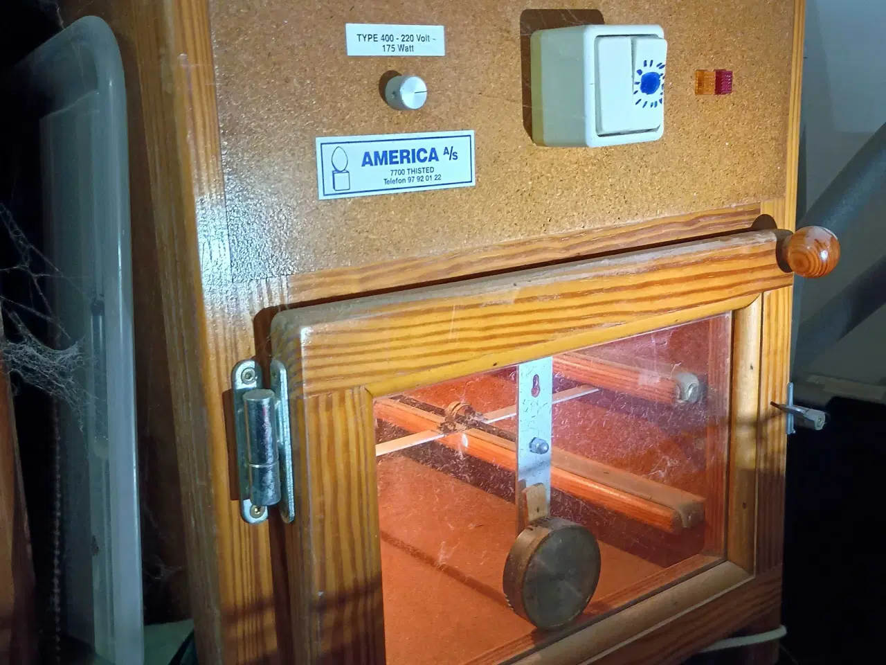 Billede 2 - Amerika Thisted træruger/Rugemaskine fuldt automat