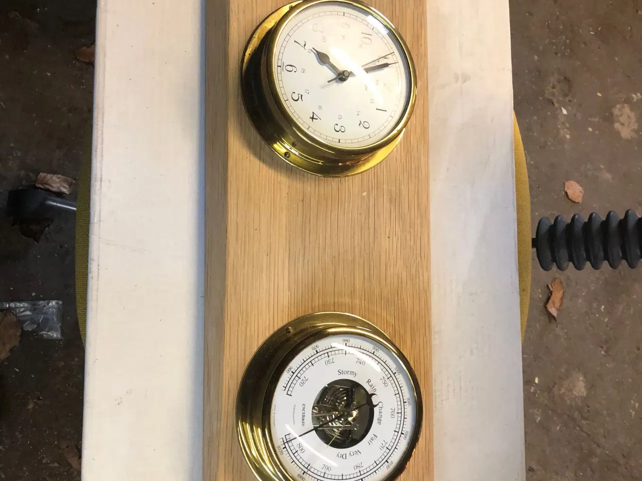 Billede 2 - ur og barometer