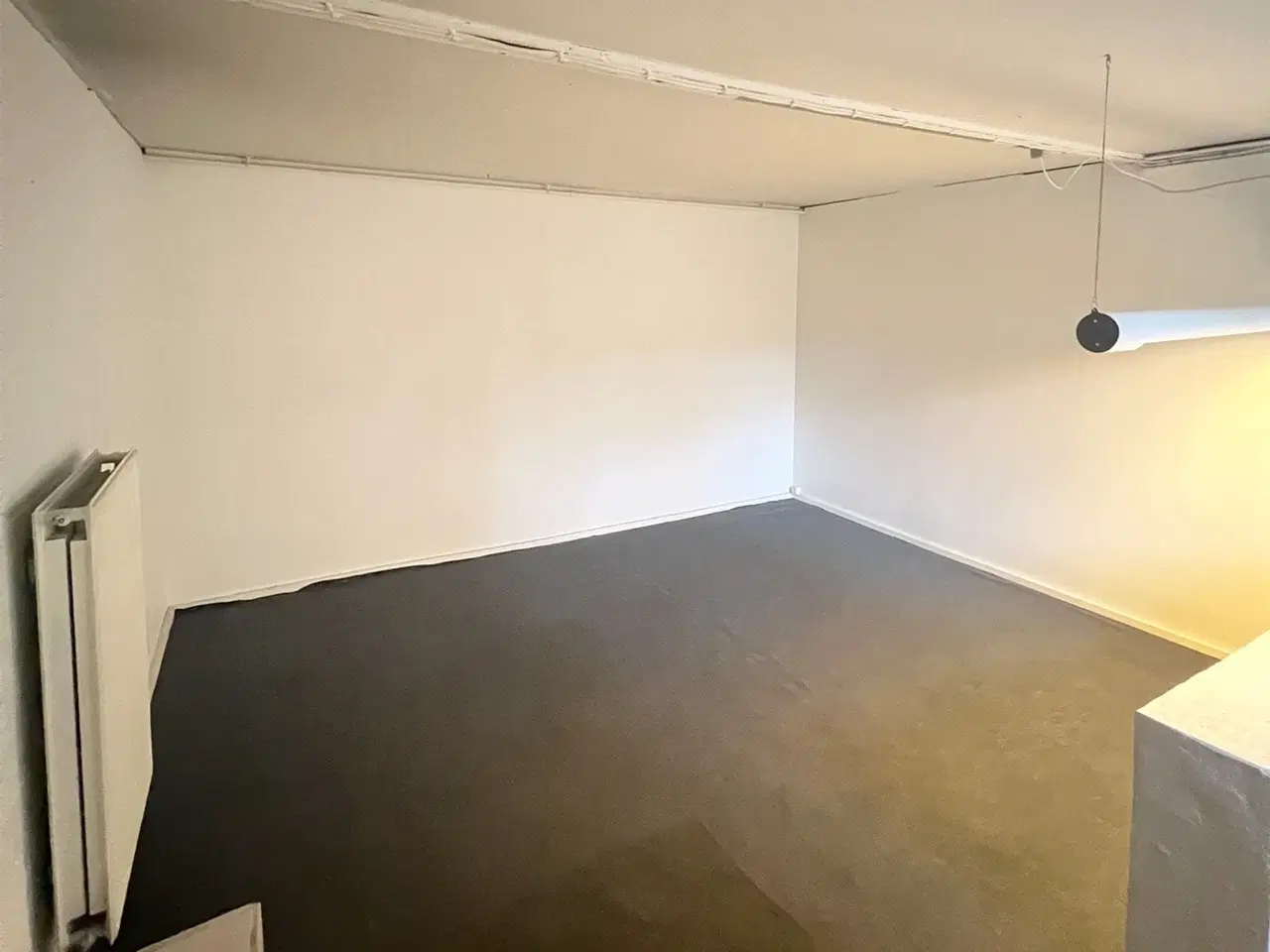 Billede 3 - Stort erhvervslejemål på 94 kvm beliggende i Øgadekvarteret!