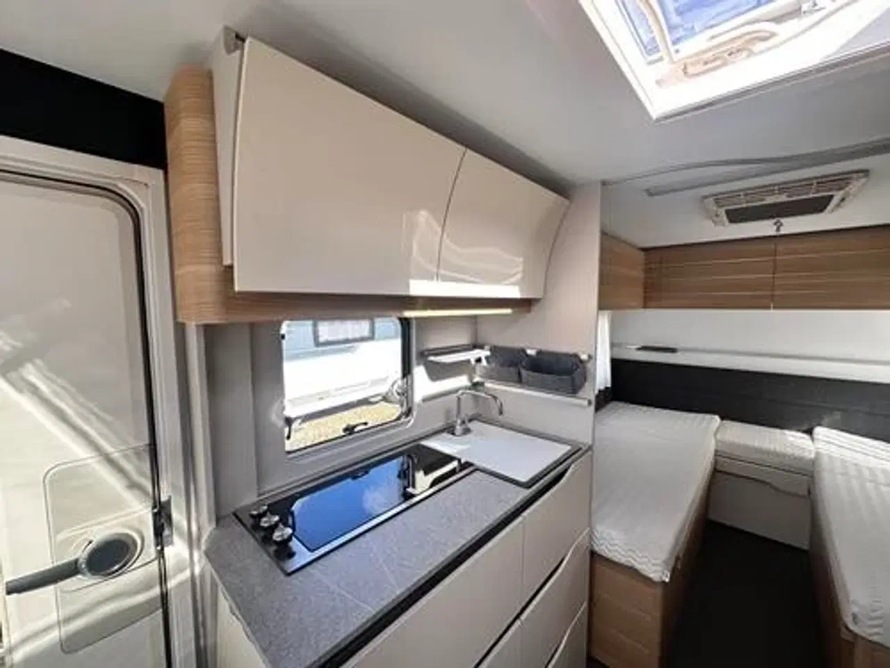 Billede 8 - Adria ADORA 502 UL