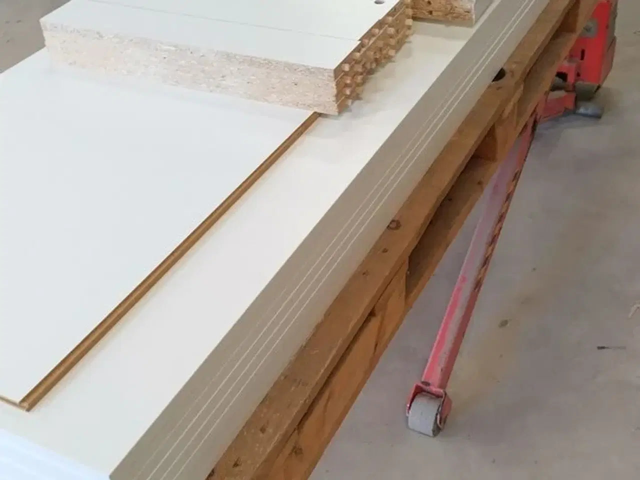 Billede 7 - 4 stk. usamlet højskabe H: 214,4 x B: 50 x D: 58,1 cm uden låger.