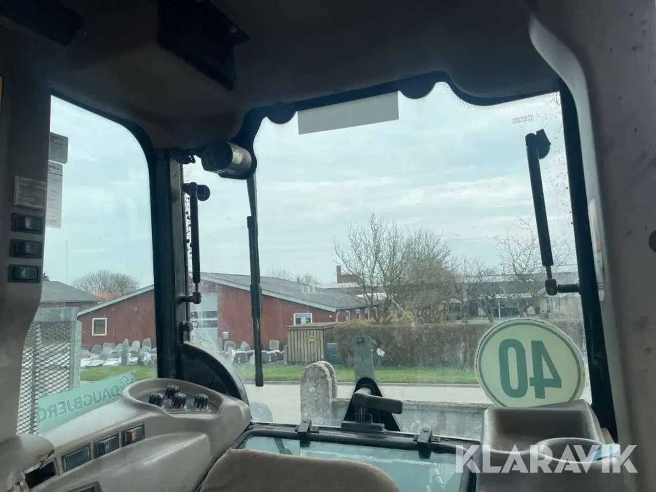 Billede 11 - Traktor Case JX1070N med kost