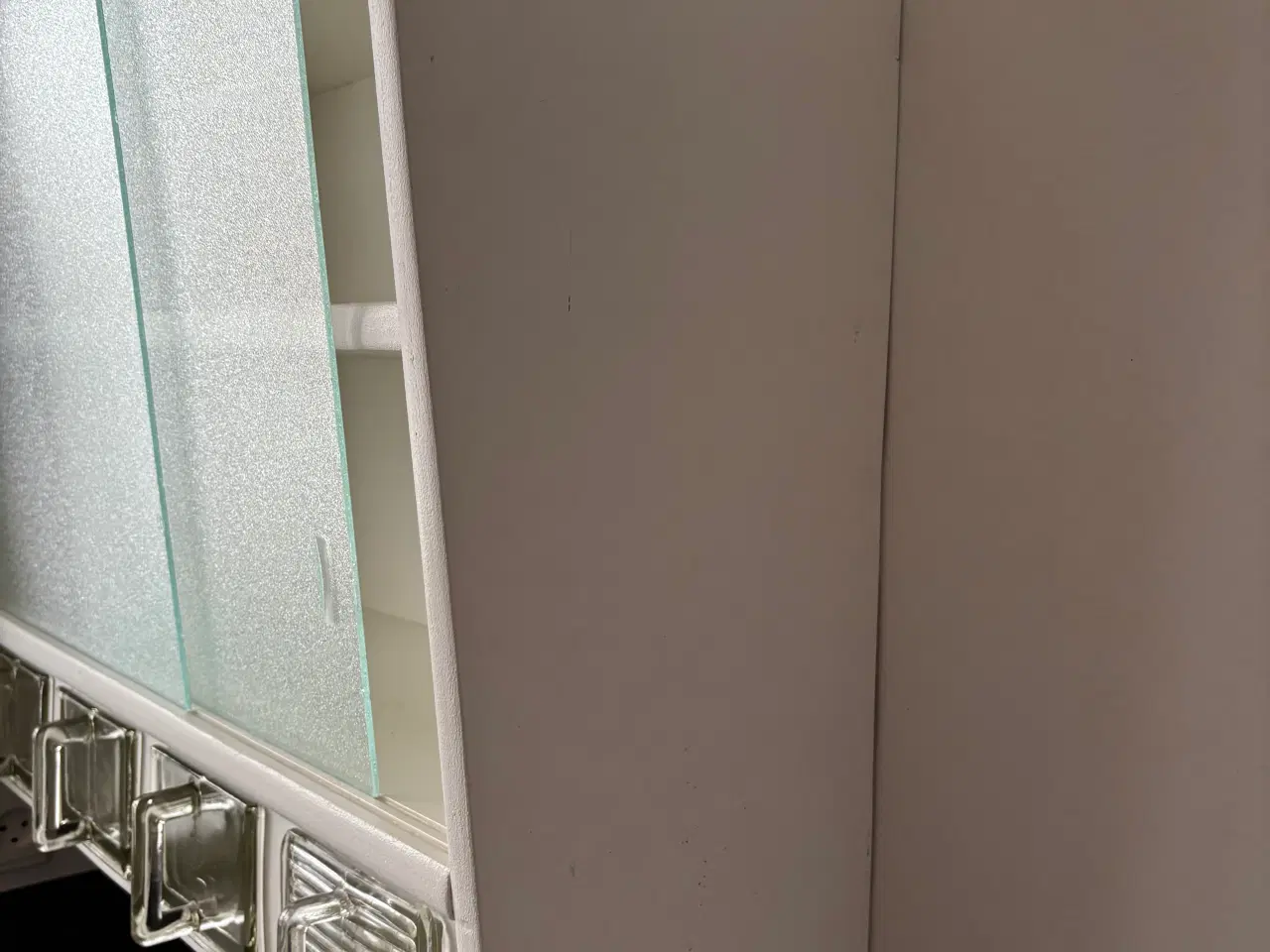 Billede 2 - Originalt KøbenhavnerSkab m/4 Glasskuffer