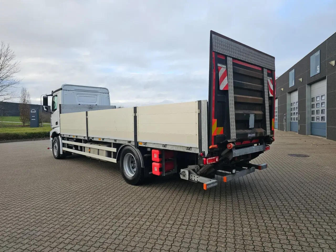 Billede 4 - Mercedes Actros 1845, Fast lad