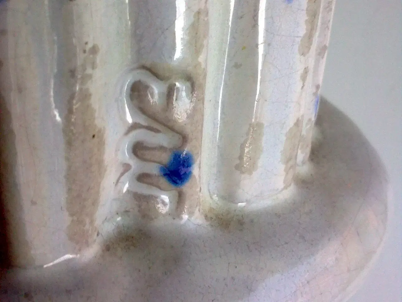 Billede 2 - Sokkel stempler gl. høj lys keramik figur Bornholm