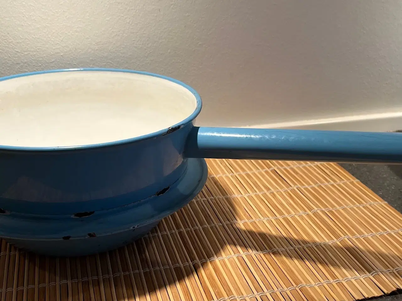 Billede 11 - Klassisk dansk Madam Blå - vintage med patina