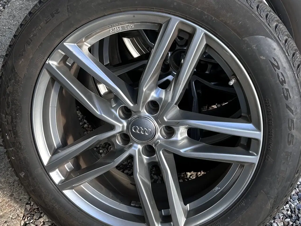 Billede 1 - Originale AUDI Q5 fælge med Vinterdæk