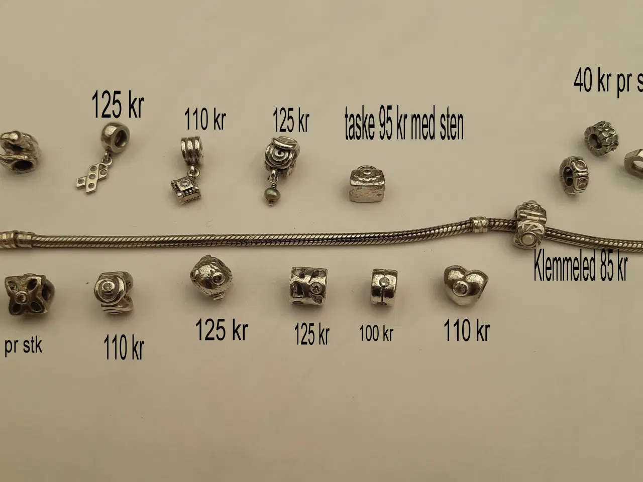 Billede 1 - PANDORA charms - og flere charms - SE FOTOS