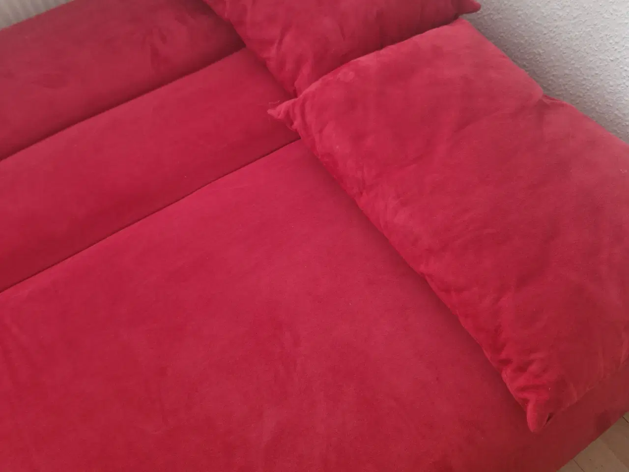 Billede 3 - Rød sovesofa 