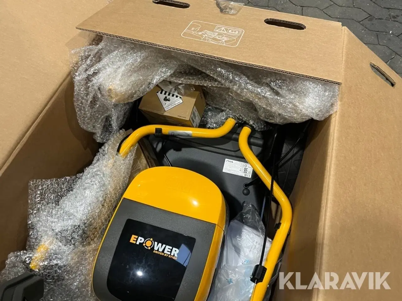 Billede 11 - Græsslåmaskine STIGA COLLECTOR 548E S KIT