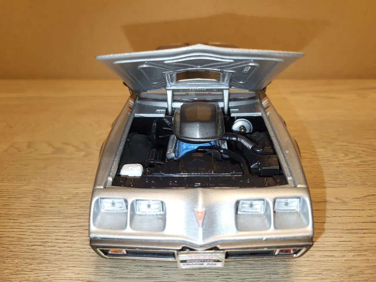 Billede 6 - Modelbil. Pontiac Firebird TRANS AM (1979) Skala 1