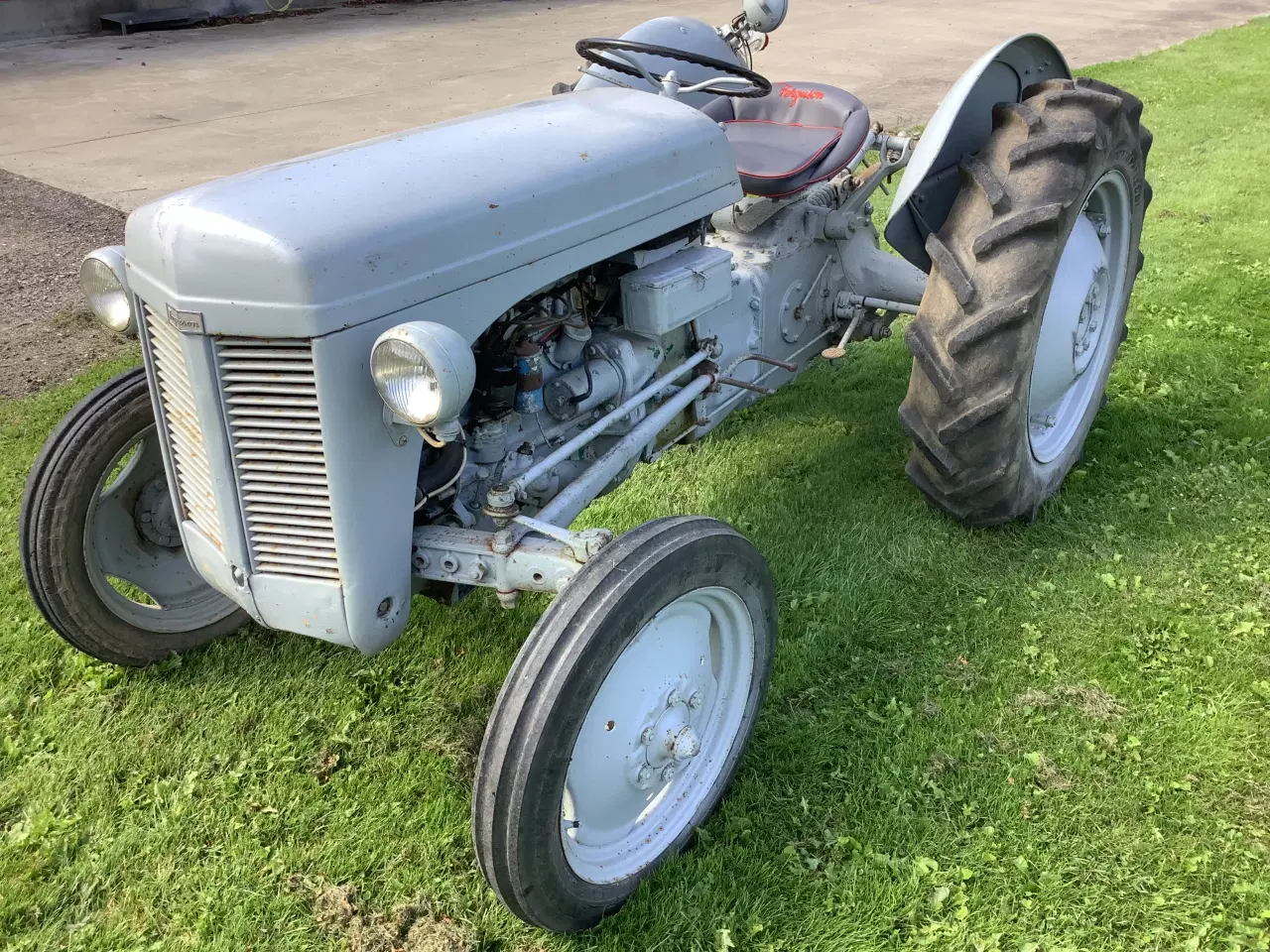 Billede 2 - Traktor grå Ferguson 31