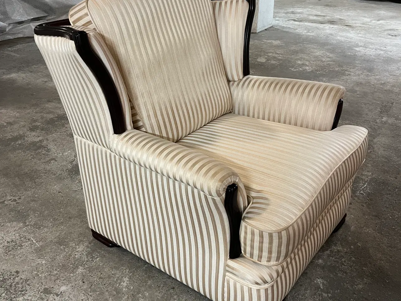 Billede 2 - Sofagruppe beige silkesatin - NY PRIS!