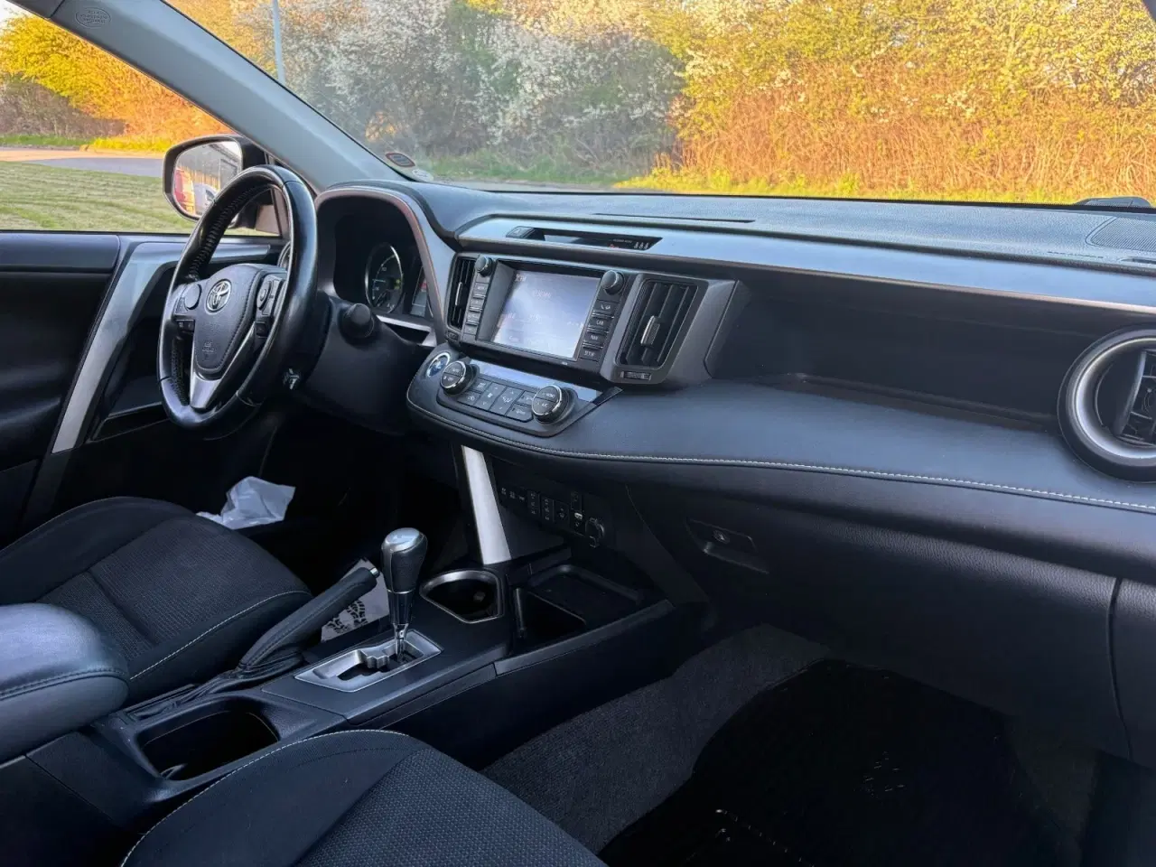Billede 6 - Toyota RAV4 2,5 Hybrid H3 MDS Van