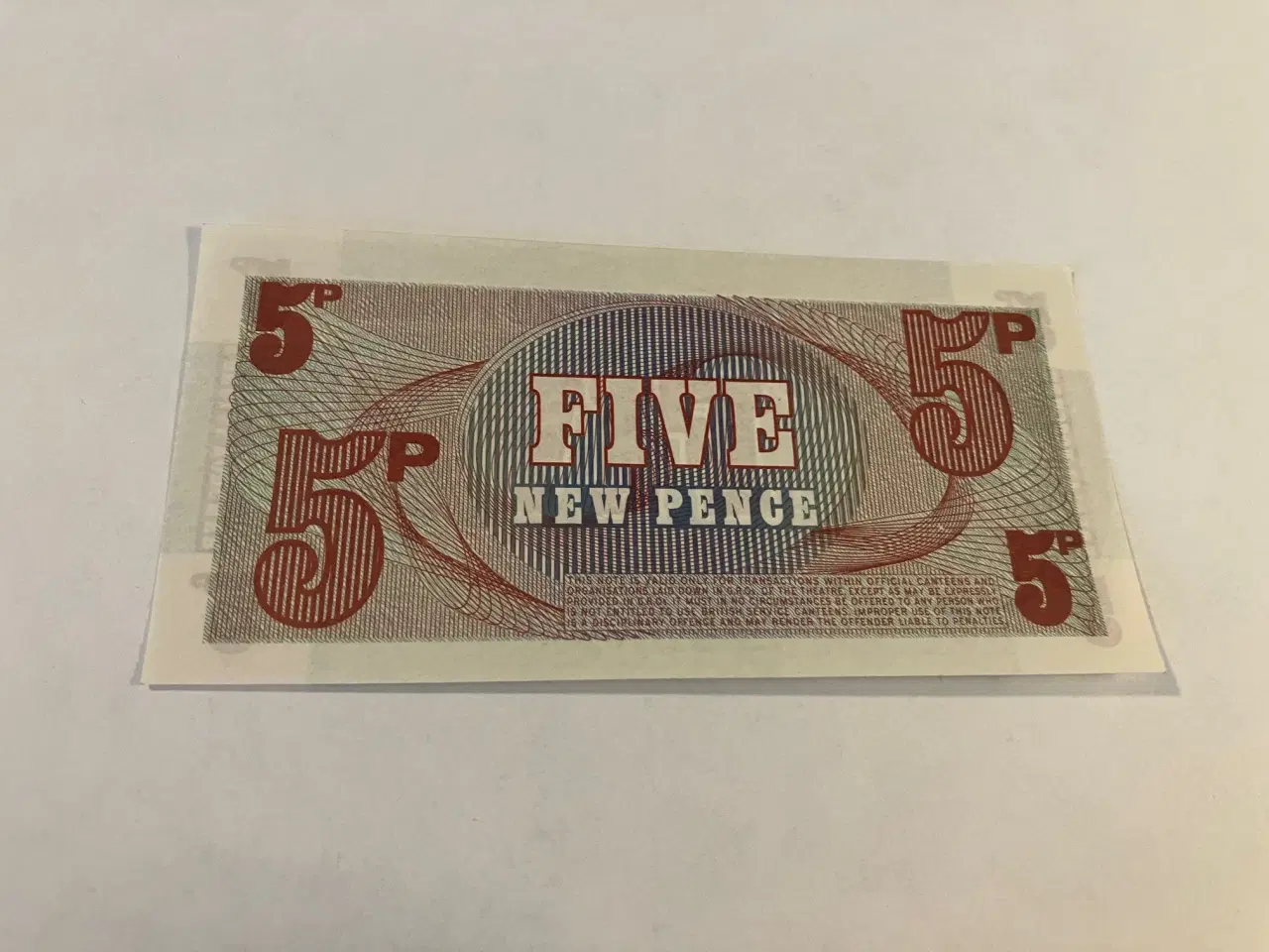 Billede 2 - 5 New Pence - British Armed Forces