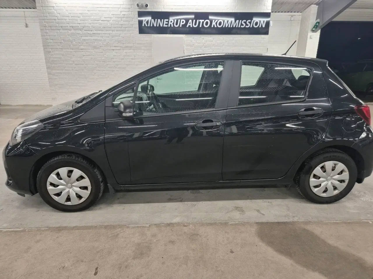Billede 3 - Toyota Yaris 1,0 VVT-I T1 69HK 5d