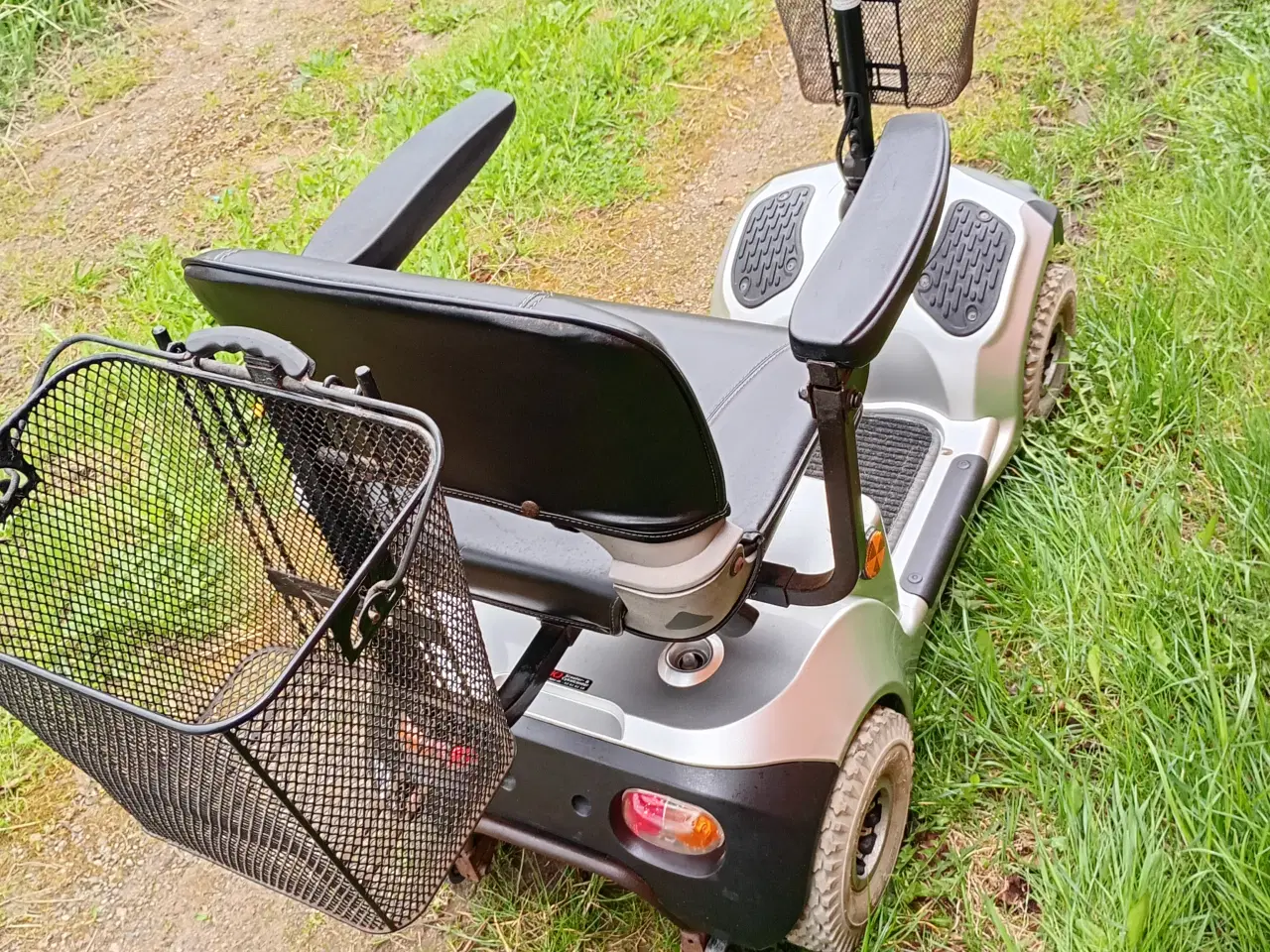 Billede 5 - EasyGo M4Bjr 4-hjulet elscooter 