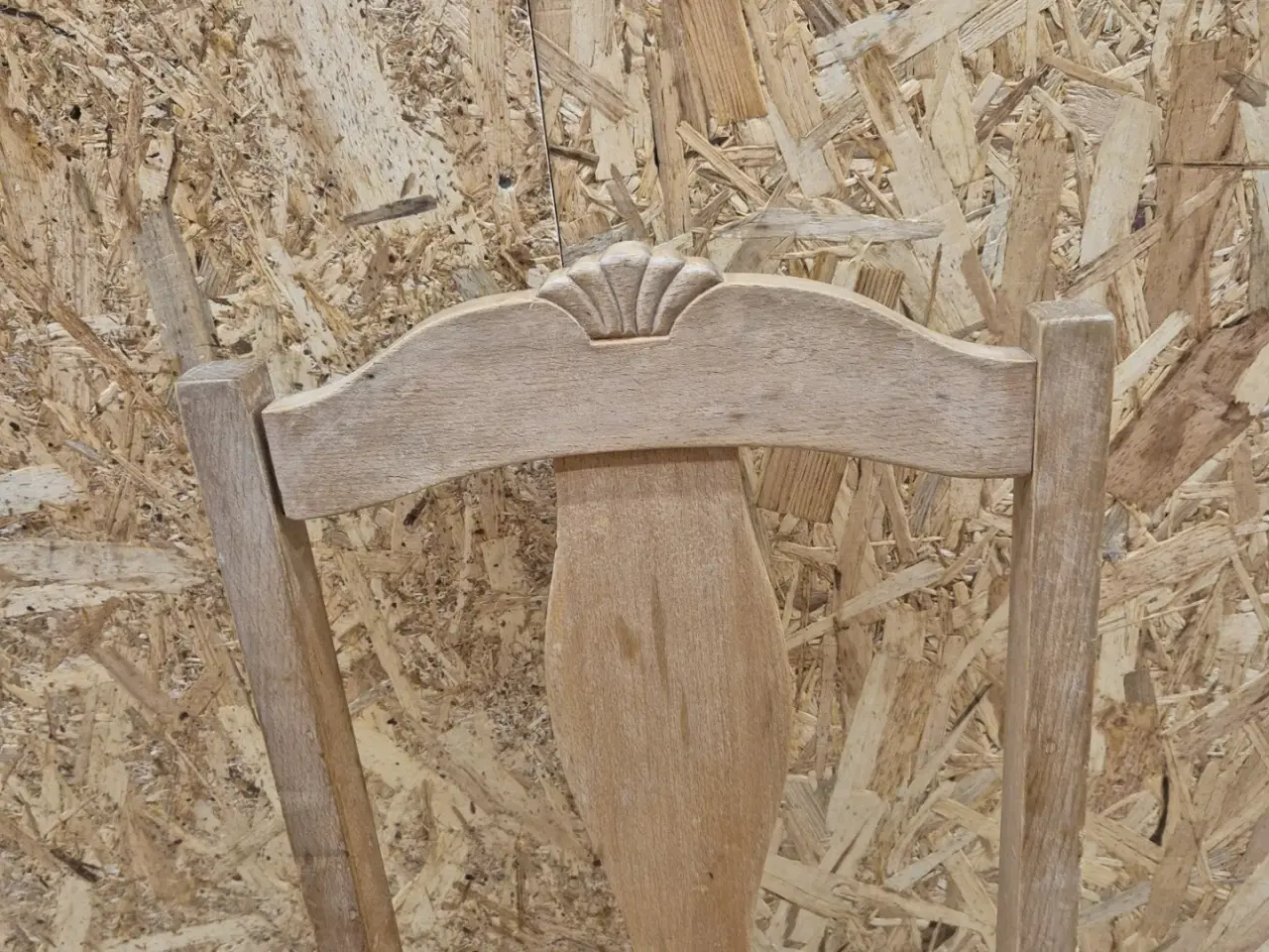 Billede 3 - Ældre spisestuestole/køkkenstole