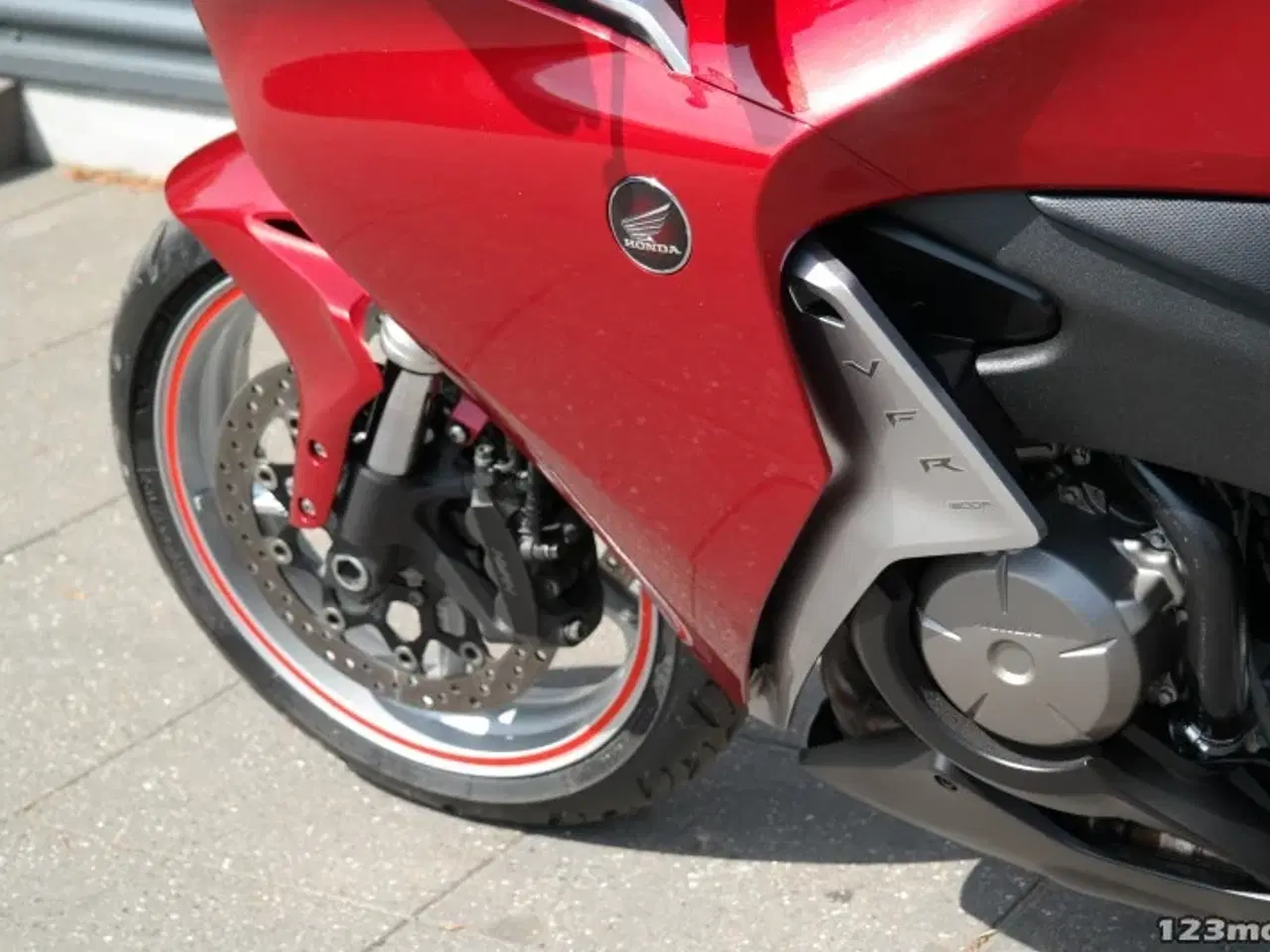 Billede 24 - Honda VFR 1200 F MC-SYD       BYTTER GERNE