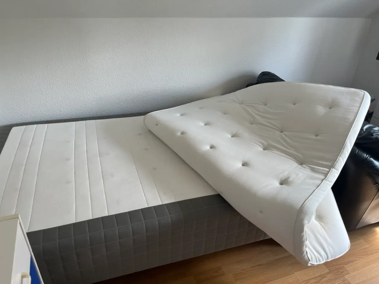 Billede 1 - Boksseng 140x200 cm.