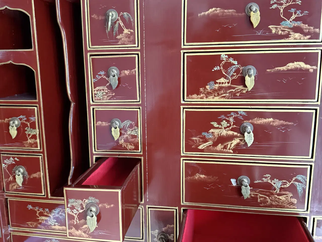 Billede 3 - Kinesisk eksportchatol med sekretær sort lak