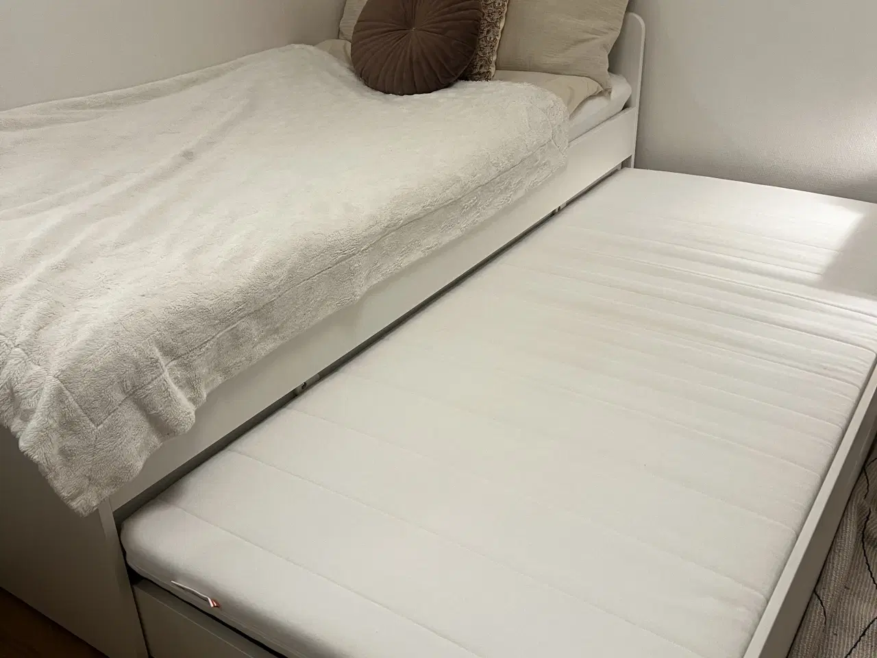 Billede 2 - Ikea Släkt dobbelt seng 