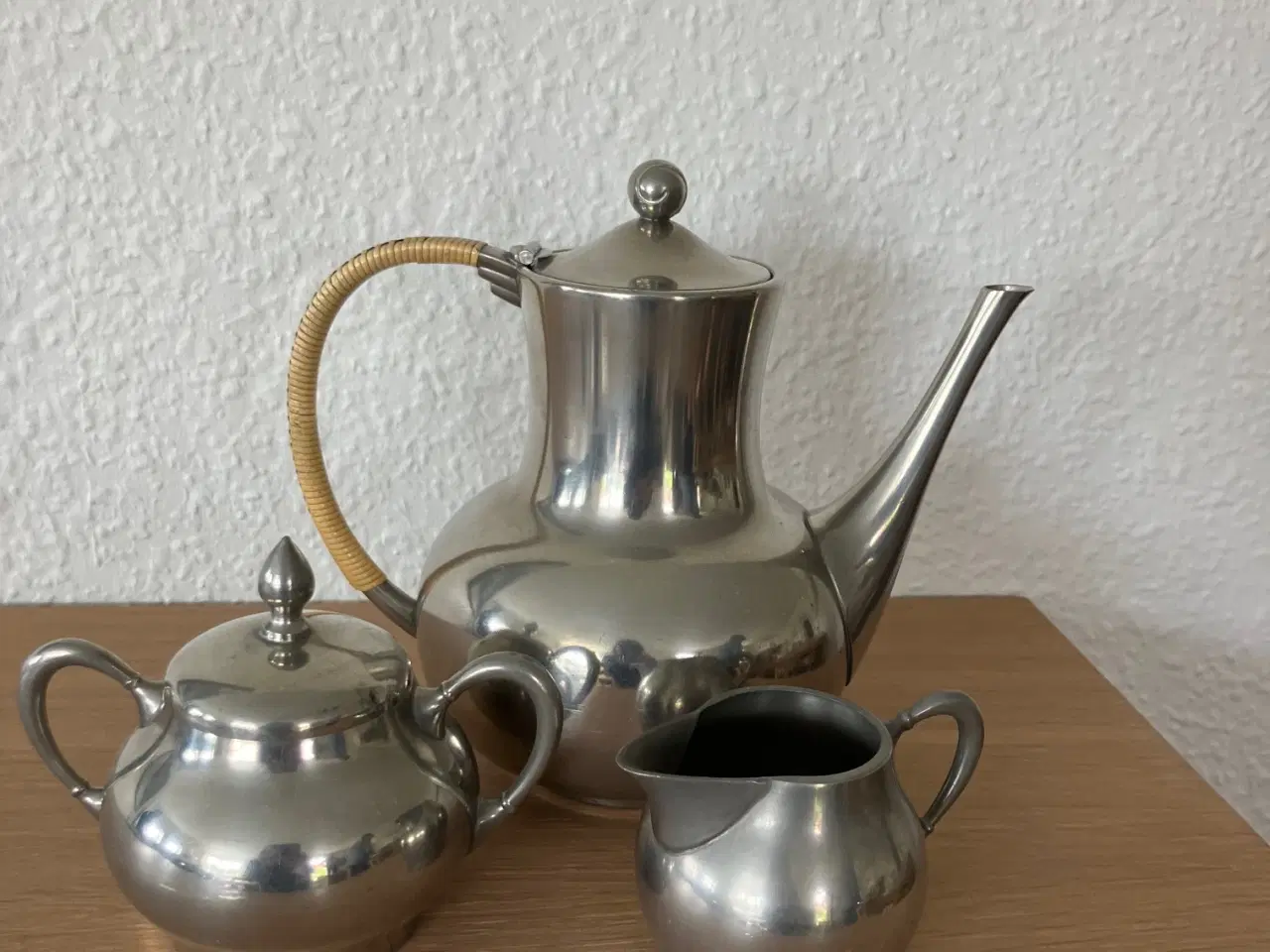 Billede 1 - Tin kaffekande, sukkerskål og flødekande